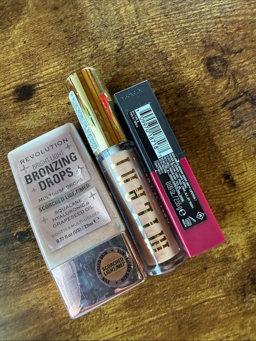 Revolution Bright Light Bronzing Drops Scorched Light with Gold-Capped Tube